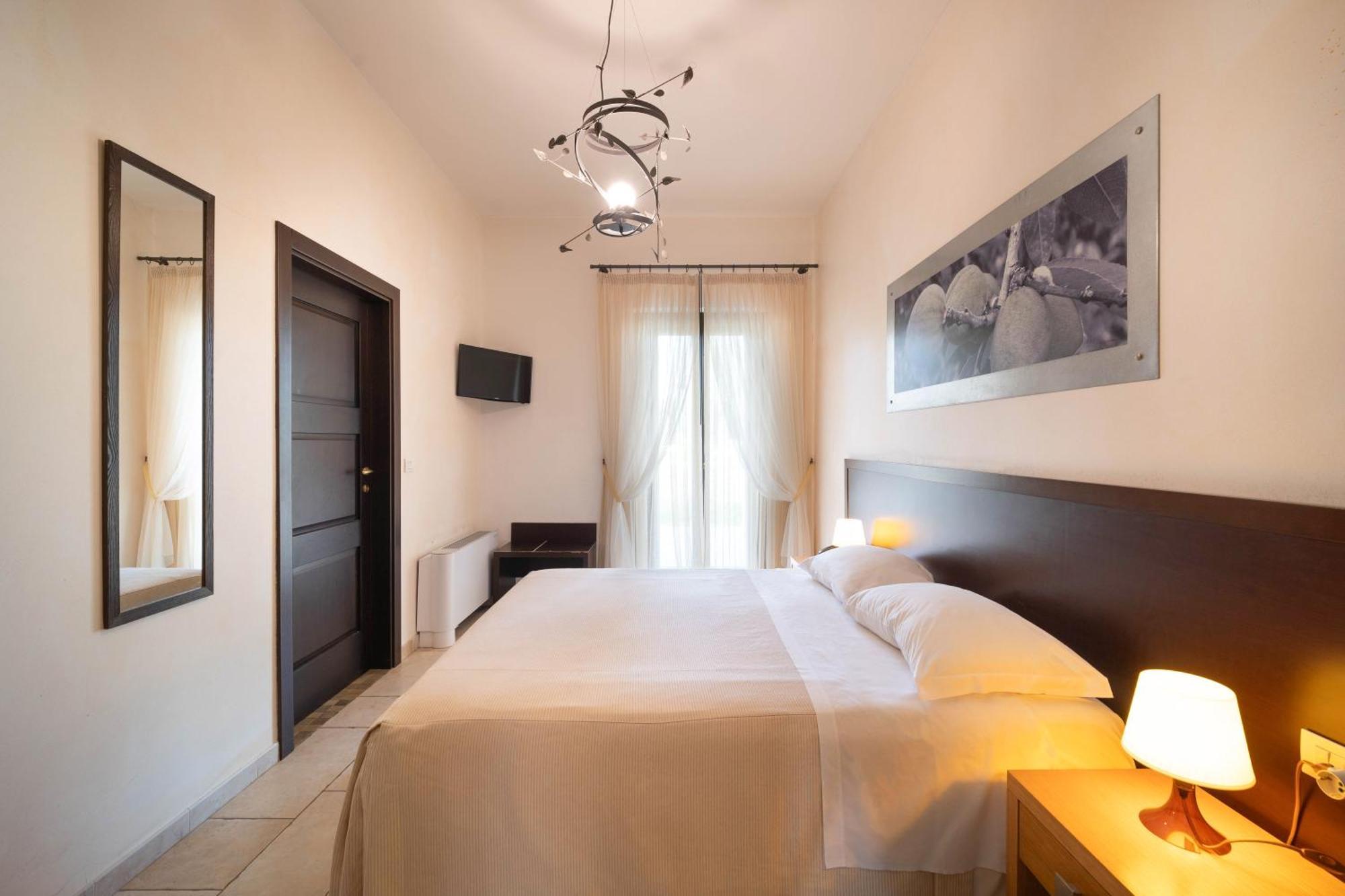Agriturismo Tenuta Chianchizza Монополі Номер фото
